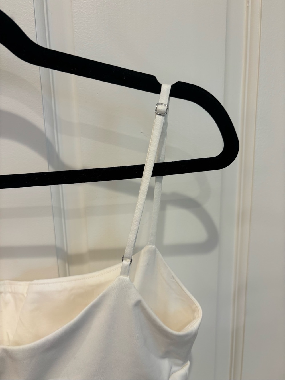 House of CB Liora White Cotton Broderie Anglaise trim Midi Dress - Picture 8 of 12